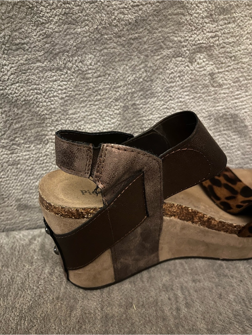 Pierre Dumas 7 Leopard Print Platform Wedge Sandals - Picture 6 of 8